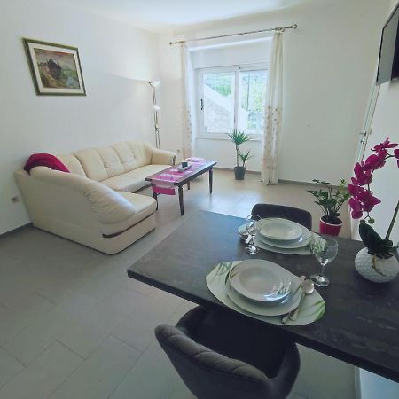 Lina At The Best Đảo Krk Ngoại thất bức ảnh